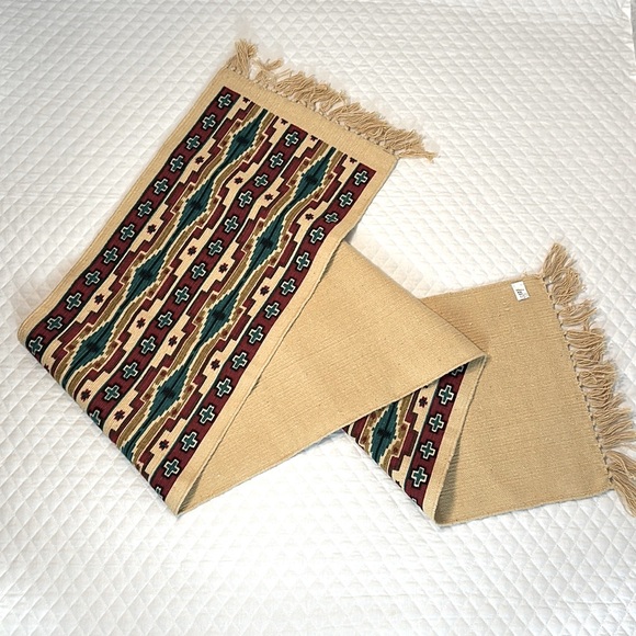 Table Runner + 4 Chili Pepper Coasters. Southwest. New. 74 in X 13.5 in Wide. - Picture 5 of 11